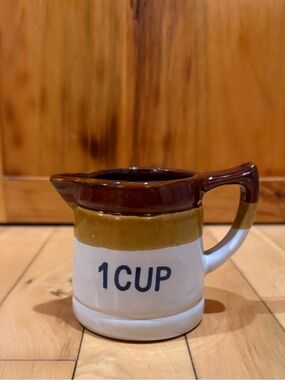 Stoneware Measuring Cup